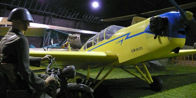 zlín_z-xii,_hangár_1925-1938.jpg