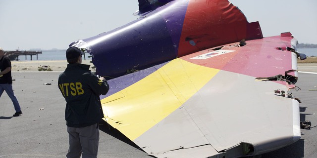 1280px-ntsbasiana214tailwreckage-min.jpg