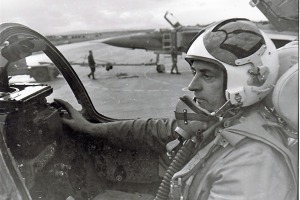 v_kabině_mig-23_008.jpg