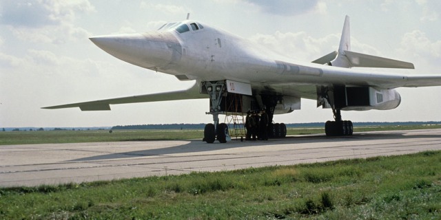 tu160m2_on_apron_1000x541_-min.jpg