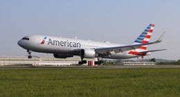 B767-300 American Airlines při zahájení linky Filadelfie - Praha. Zdroj: Letiště Praha, a.s.