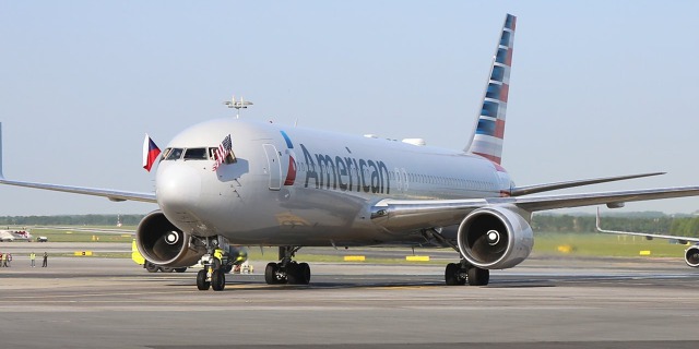 american_airlines_prague_airport_4_1280x855_-min.jpg
