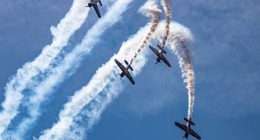 Vystoupení Flying Bulls Aerobatic Team je vždy špičkové. Foto: Lukáš Trtílek