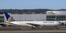 united_airlines_b767-300_1280x720.jpg