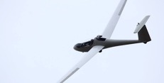 První ruský kluzák s proudovým motorem. Zdroj: Ruaviation 12_2.jpg