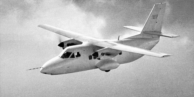 16. 4. 1969 LET XL-410 Turbolet v. č. 001 - první let čtyřistadesítky. Foto: Vladimír Janík 01_48_1280x820_-min0.jpg