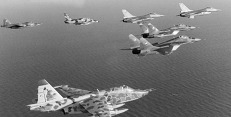 Naše skupina při přeletu z Holandska do Belgie ve složení 2x S--25, 2x MiG-29, 1x L-50 a dvě F-16 belgického letectva. Z druhého L-59 byla tato fotka pořízena. naše_skupina_při_přeletu_z_holandska_do_belgie_ve_složení_2x_su-25,_2xmig-29,_1x_l-59_z_druhého_byla_pořízena_tato_fotka_a_vedoucí_2x_f-16_belgického_letectva.jpg