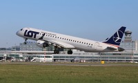 LOT nasazuje na linku Budapešť - Praha Embraer 195. Foto: Letiště Praha prague_airport_lot_e195-min.jpg