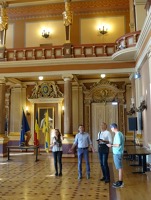 7_v_krásných_prostorách_radnice_v_aradu.-min.jpg