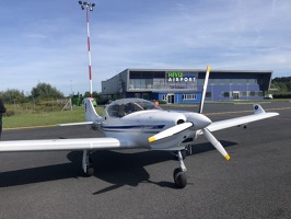 OK-LEX na stojánce Hévíz Airport na Balatonu