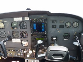 C 172 ZS LEX, palubní deska c_172_zs_lex,_palubní_deska.jpg