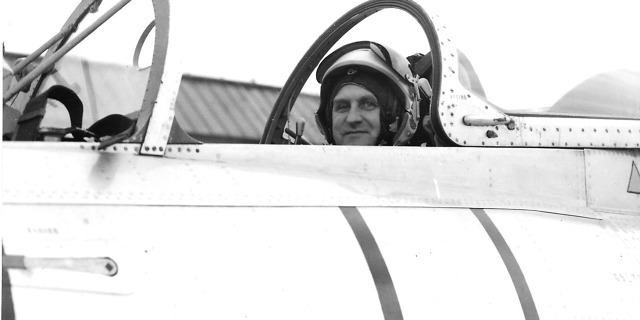 28_l-29_,_1973.jpg