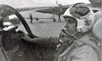 V kabině MiG-23. Foto: Archiv O. Pelčáka v_kabině_mig-23_008.jpg