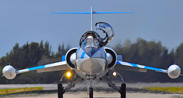 Legenda Lockheed F-104 při pojíždění. Autor: William Missimer