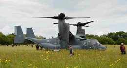 Bell Boeing V-22 Osprey, při oslavách 75 výročí vylodění v Normandii