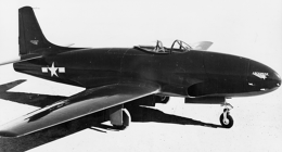 Prototyp XP-80 v konfiguraci pro první let Foto: Lockheed Martin Aeronautics